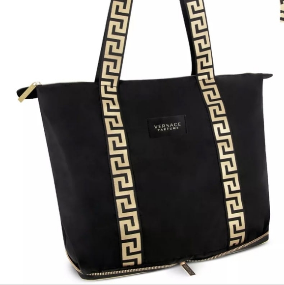 Versace - Picture 6 of 15